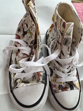 Converse Kids White High-Top Sneakers with Multicolor Animal Print